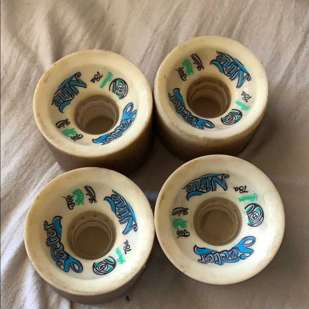 Longboard wheels